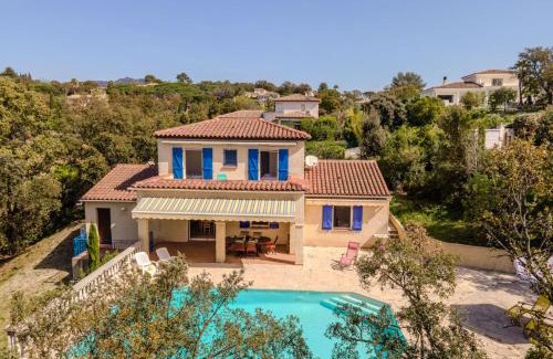 Saint-Raphael Casa | Provenzalische Villa l'Olivier - mit Terrasse und privatem Pool by Riviera HomeLife