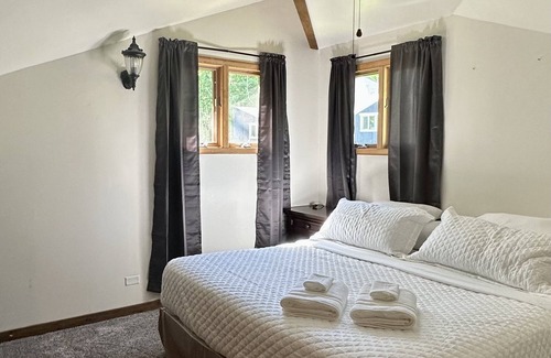 Neillsville Cabina | Provision Lodge
