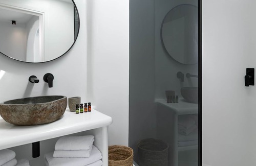 Paraga Casa | Psarou Black Villa I
