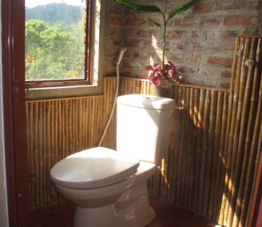 Mai Chau Cama Y Desayuno | PuBinSpiceHills Perilla