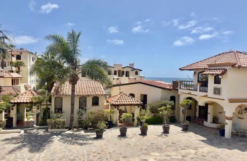 Playas de Rosarito Apartamento | Puerto Nuevo Surf Villa del Cielo 2BR with pool