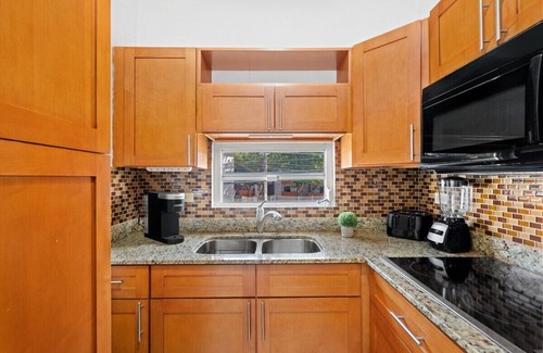 Punta Las Marias Apartamento | Puerto Rico Ocean Park Loft Vacation Rental With Parking Otium Rentals