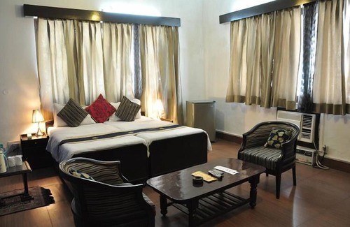 Delhi Hotel | Pulse Impulse