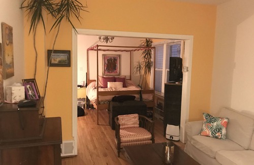 Irving Park Apartamento | Apartamento apto para cachorros con patio cercado