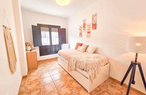 Vélez de Benaudalla Apartamento | Pura Vida - Terraza, Piscina, Playa 15mn, Sierra