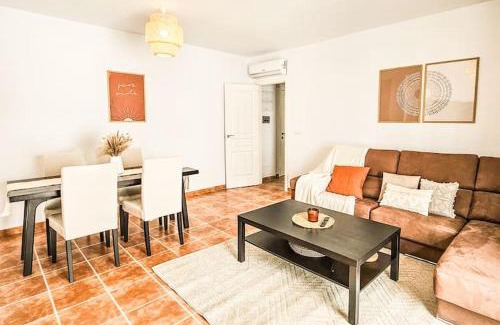Vélez de Benaudalla Apartamento | Pura Vida - Terraza, Piscina, Playa 15mn, Sierra