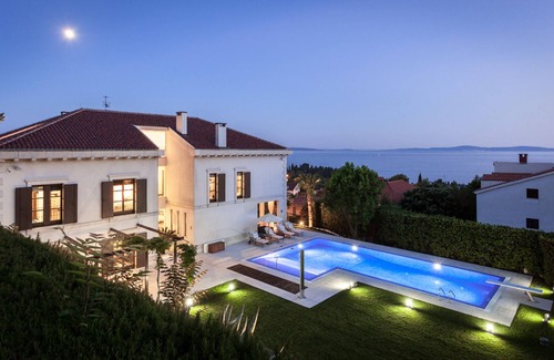 Split Villa | DESCUENTO NUEVO Villa privada Ixora en el centro de Split | Esencia del lujo