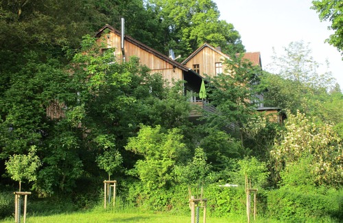 Berkatal Apartamento | Naturaleza pura: Apartamento "Waldkauz" en la Sra. Holle en Höllental, perros willk.