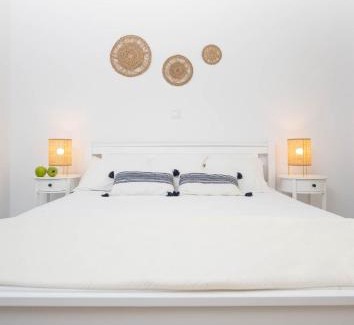 Naxos Town Apartamento | Pure Naxos - Central & Near Beach - Entire Apartment