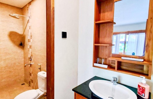Karangasem Apartamento | Puri Abian Ari Villa by The Lavana