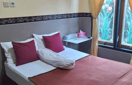 Kalipuro Cama Y Desayuno | Puri Made 2 Homestay