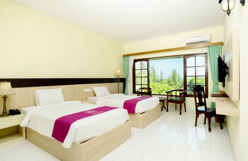 Mangsit Hotel | Puri Saron Senggigi Hotel