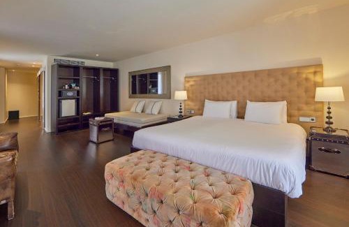 La Llotja-Born Hotel | Puro Hotel Oasis Urbano