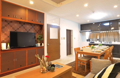 Chatan Villa | Purple House
