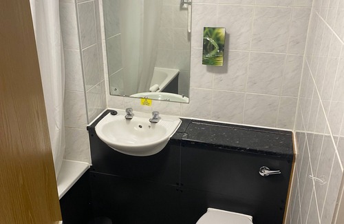 Bamber Bridge Hotel | Purple Roomz
