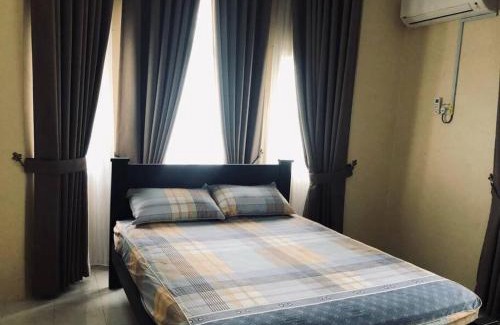 Pengkalan Chepa Casa | Putri Homestay Bungalow at UMK Pengkalan Chepa