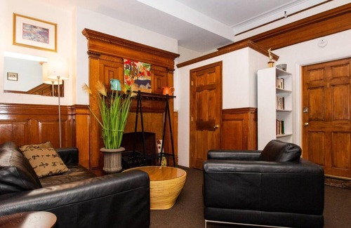Fenway–Kenmore Apartamento | Pvt Room, St Mary’s, Fenway, Longwood, Green Line