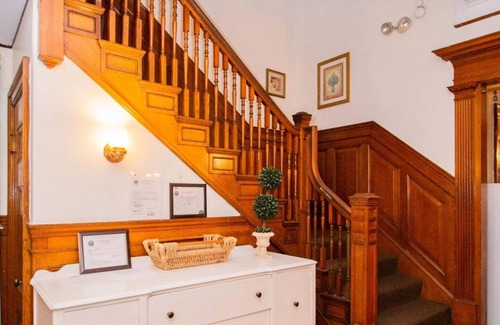 Fenway–Kenmore Apartamento | Pvt Room, St Mary’s, Fenway, Longwood, Green Line