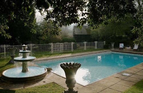 Broadway Villa | Pye Corner a Cotswold Manor with outdoor heated pool