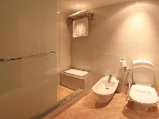 Al Duqqi Hotel | Pyramisa Suites Hotel Cairo