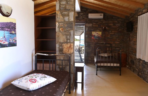 Agios Kirykos Casa | Pyrgos Ikaria Traditional Village