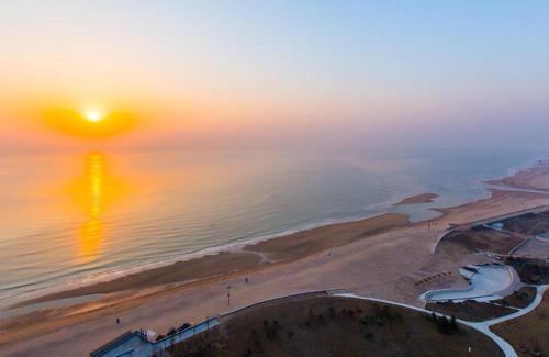 West Coast Hotel | Qingdao Mangrove Tree Resort World - Red Coral Hotel