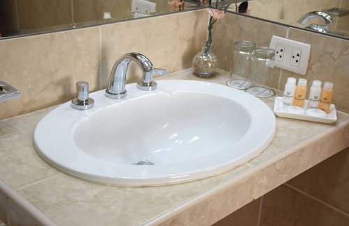 Lince Hotel | Qorianka Hotel