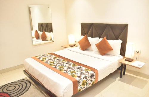 Chhatarpur Hotel | Qotel Comfort Chattarpur - Opposite Tivoli Garden Near Chattarpur Metro