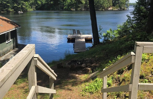 Catchacoma Cabaña | Quaint 2-bedroom cottage in Trent Lakes