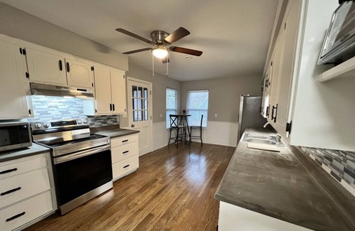 Shawnee Casa | Quaint and Quiet in Downtown Shawnee