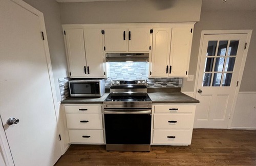 Shawnee Casa | Quaint and Quiet in Downtown Shawnee
