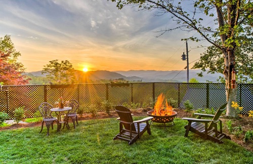 Bryson City Cabaña | Pintoresco Bryson City Cottage w / Prime Views!