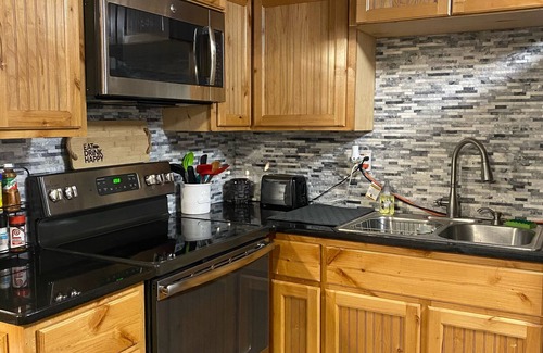 Medicine Park Casa | Quaint Cabin in the Park