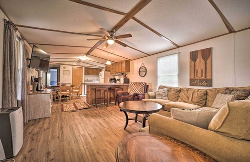 Bean Station Cabaña | Quaint Cottage Overlooking Cherokee Reservoir