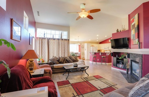 Sparks Casa | Quaint Cul-De-Sac Home - 14 Miles to Downtown Reno