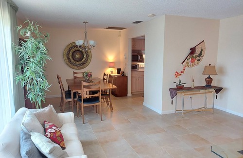 Edgewater Casa | QUAINT FLORIDA GETAWAY