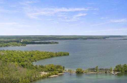 Walker Apartamento | Quaint Lakeview Getaway Trails & Town at Your Doorstep