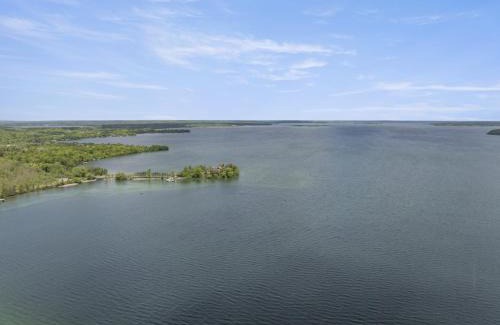 Walker Apartamento | Quaint Lakeview Getaway Trails & Town at Your Doorstep