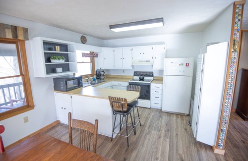 Gerton Casa | Quaint mountain cabin nestled in the woods, midway between Asheville & Lake Lure