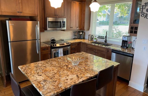 Regional District of Nanaimo Casa | Qualicum Landing Seaside Escape - Sleeps 6