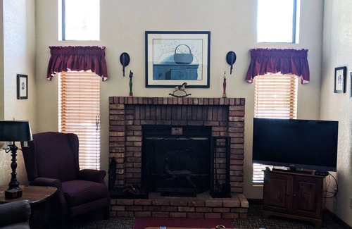 Pinetop Villa | Quality Hill Resort Villa, lujosa casa de vacaciones en la ciudad, capacidad para seis