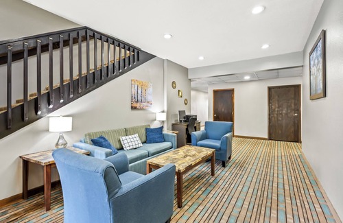 Brookings Hotel | Quality Inn Brookings - University