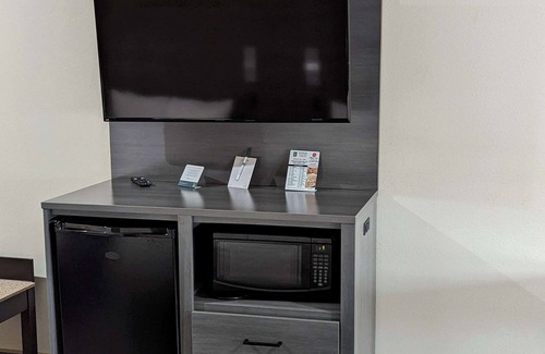 Brownsville Hotel | Quality Inn Brownsville