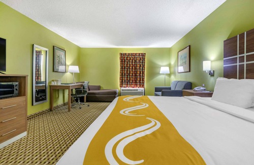 Brunswick Hotel | Quality Inn Brunswick