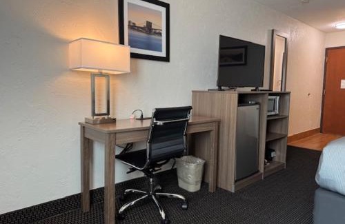 West Des Moines Hotel | Quality Inn By Choice Hotels - West Des Moines - I 235 & I 80