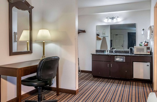 Roseburg Hotel | Quality Inn Central Roseburg