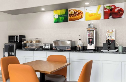 Oskaloosa Hotel | Quality Inn Oskaloosa