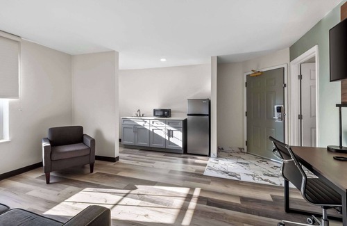 Harbison Hotel | Quality Inn & Suites Columbia Harbison