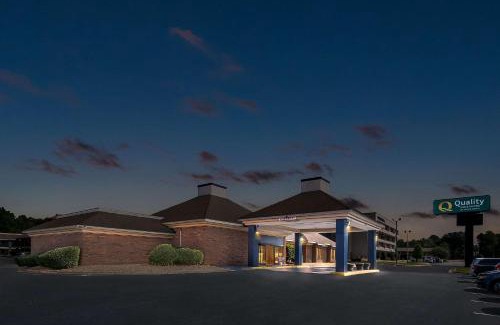 Cape Fear Hotel | Quality Inn & Suites Fayetteville I-95