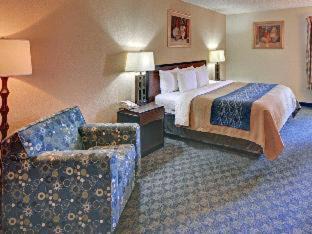Irving Hotel | Quality Inn & Suites Irving DFW Airport South